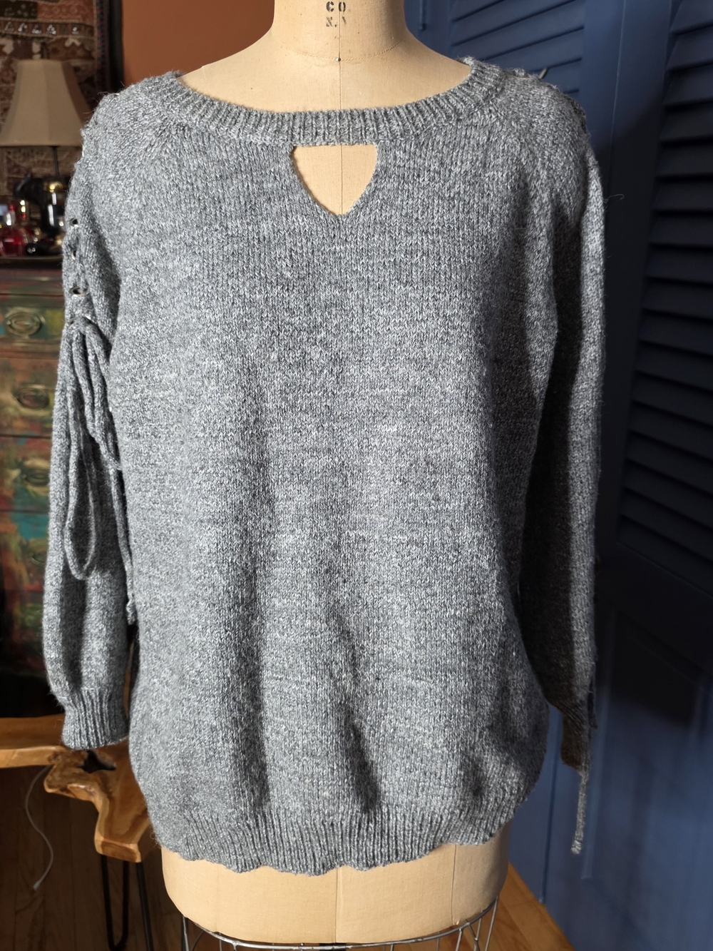 Doe & Rae Gray Knit Sweater with Keyhole Neck and Side Tie Sleeve
